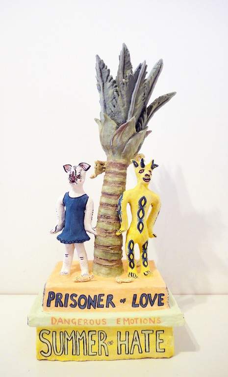 Tessa Laird, Prisoner of Love. Earthenware with ceramic paint, 450 × 220 × 140mm, 2013. Image Courtesy of Melanie Roger Gallery, ©Tessa Laird