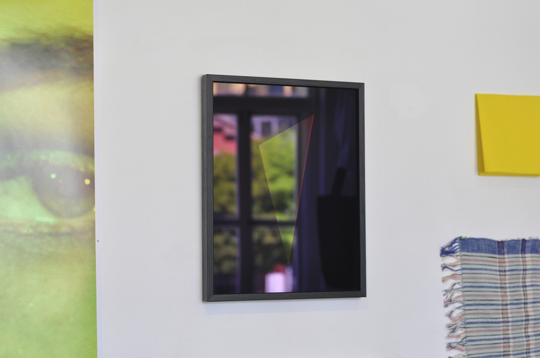 Andrew Beck, Triangle in Ultra-Violet Field, 2016. Image courtesy of Louise Rutledge.