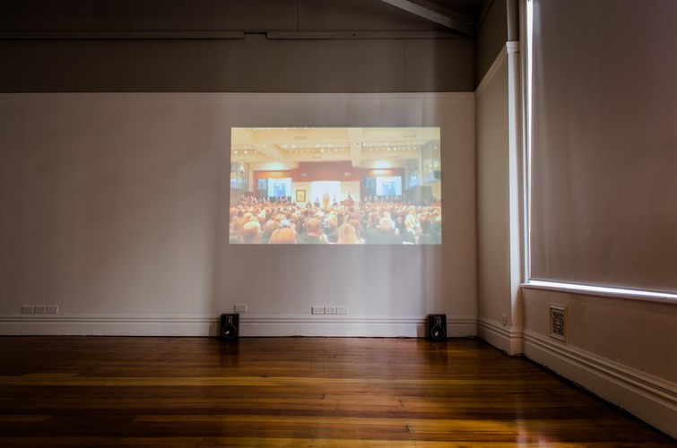 Angela Tiatia and Shahriar Asdollah-Zadeh, The Screen, 2014. Image courtesy of Oscar Perry and Enjoy Gallery © The Artist and Alcaston Gallery, Melbourne