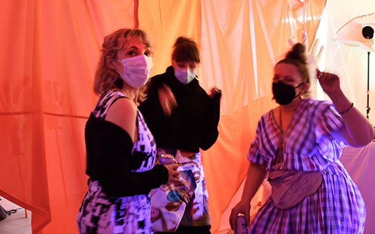 Everybody SoundSystem Housewarming, Eve Armstrong, Josephine Cachemaille and Gabby O'Connor dancing, 13 August 2022, Enjoy Contemporary Art Space.