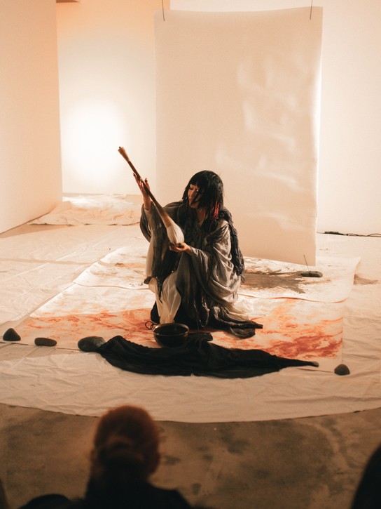 Dawn of Dreams, performance by Zed Xu 榛子瞬. Photo by Paige Carson-Wilson. 