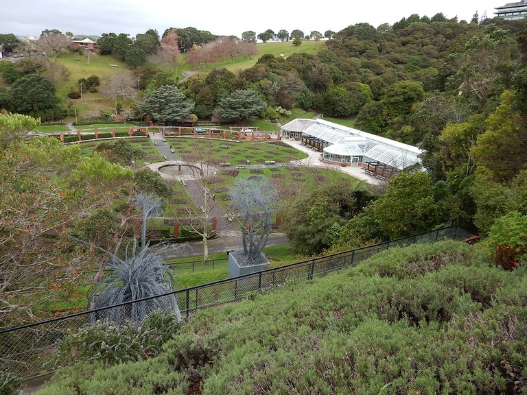Regan Gentry, Green Islands, Wellington Sculpture Trust, Wellington Botanic Gardens. Photo © Sharon Taylor-Offord