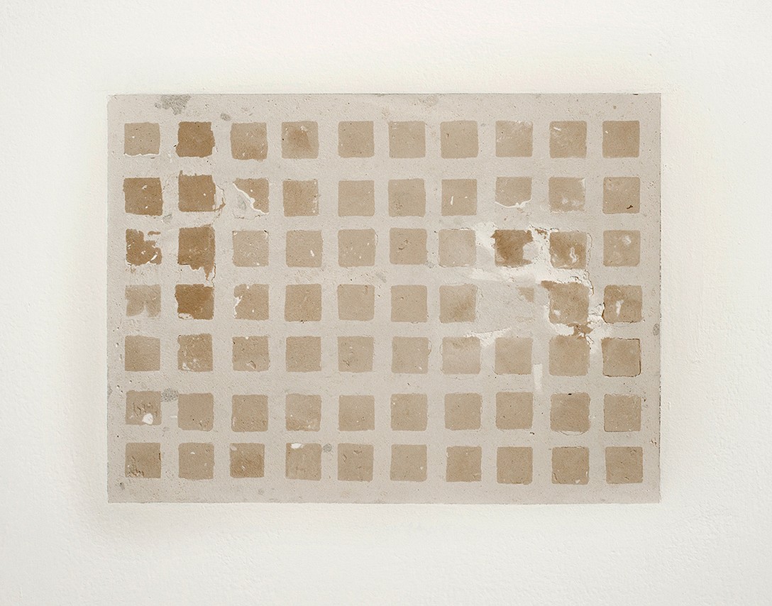 Katrina Beekhuis, Inlaid wall vent (Gundry Street), 2019, Pollyfilla, slate grey pigment powder, wood putty, paint. Image courtesy of Xander Dixon.