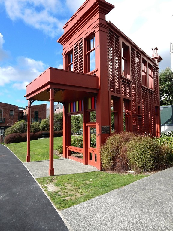 Regan Gentry, Subject to Change, Wellington Sculpture Trust, Karo Drive, Wellington. Photo © Sharon Taylor-Offord