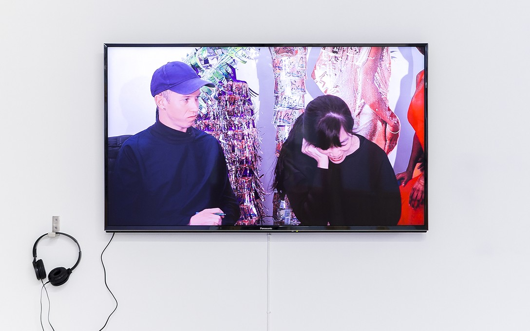 Li-Ming Hu, Three interviews, 2020, digital video, 10:20, installation view. Image courtesy of Cheska Brown.