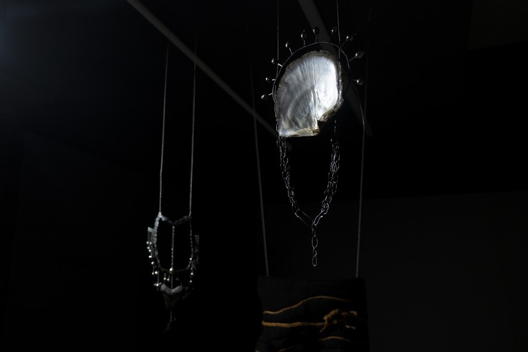 Te Māreikura Whakataka-Brightwell, Te Tipua o te Pō, 2026 (installation view). Photo by Samson Dell.